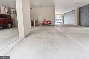 3217 Wisconsin Ave NW, Washington, DC 20016 - Photo 19