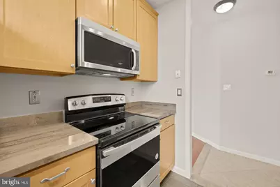 2001 16th Street NW #303, Washington, DC 20009 - Photo 9