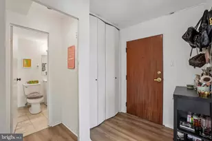 730 24th St NW, Washington, DC 20037 - Photo 13