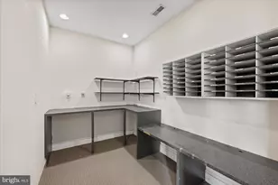 1201 New Jersey Ave NW, Washington, DC 20001 - Photo 15