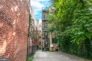 1461 Harvard St NW, Washington, DC 20009 - Photo 29