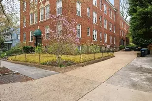 3039 Macomb St NW, Washington, DC 20008 - Photo 3