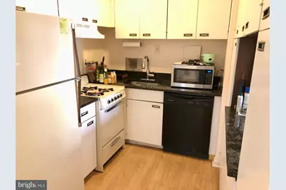 950 25th Street NW #N204, Washington, DC 20037 - Photo 9