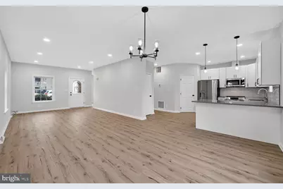 1992 Retta Gilliam Court SE, Washington, DC 20020 - Photo 5