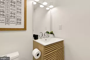 1205 10th St NW, Washington, DC 20001 - Photo 27