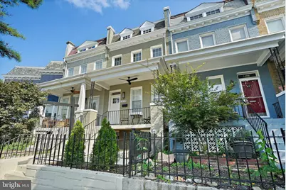 1404 Massachusetts Avenue SE, Washington, DC 20003 - Photo 3