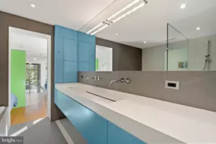 633 E St SE, Washington, DC 20003 - Photo 31