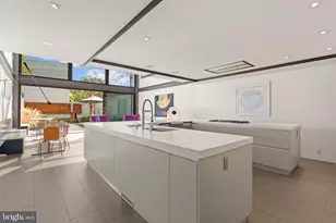 633 E St SE, Washington, DC 20003 - Photo 15