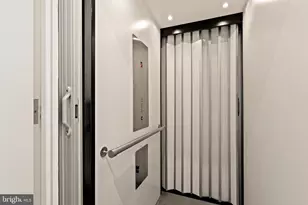 633 E St SE, Washington, DC 20003 - Photo 33