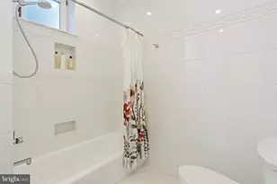 1819 10th St NW, Washington, DC 20001 - Photo 27