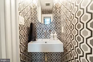 1309 R St NW, Washington, DC 20009 - Photo 13