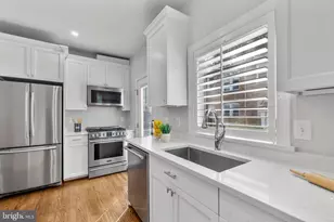 760 Hobart Pl NW, Washington, DC 20001 - Photo 13