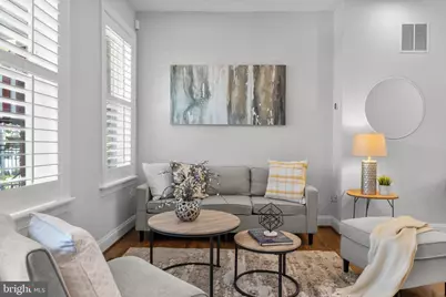 760 Hobart Place NW, Washington, DC 20001 - Photo 5