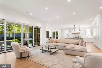 2916 Chesapeake Street NW, Washington, DC 20008 - Photo 9