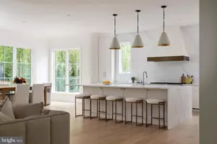 2916 Chesapeake St NW, Washington, DC 20008 - Photo 3