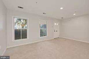 648 C St NE, Washington, DC 20002 - Photo 11