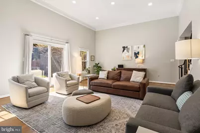 2729 Unicorn Lane NW, Washington, DC 20015 - Photo 11