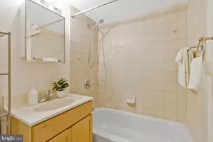 800 4th St SW, Washington, DC 20024 - Photo 23