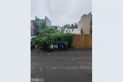 1718 Independence Avenue SE, Washington, DC 20003 - Photo 5