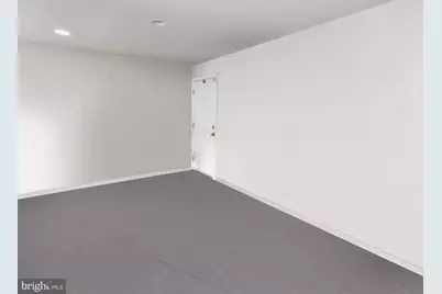 5009 D Street SE #202, Washington, DC 20019 - Photo 3