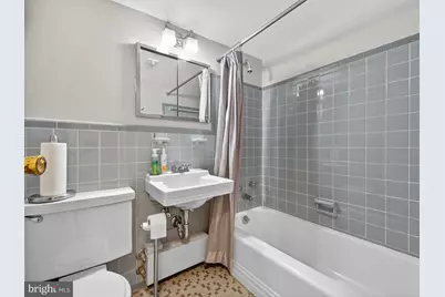 4600 Connecticut Avenue NW #223, Washington, DC 20008 - Photo 17