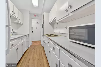 4600 Connecticut Avenue NW #223, Washington, DC 20008 - Photo 9