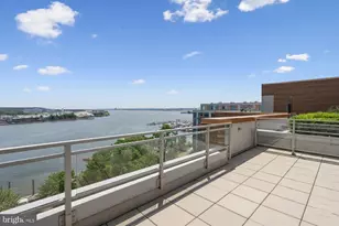 88 V St SW, Washington, DC 20024 - Photo 27