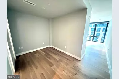 1300 4th Street SE #402, Washington, DC 20003 - Photo 11