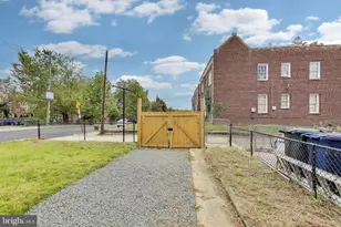 1700 Fort Davis St SE, Washington, DC 20020 - Photo 37