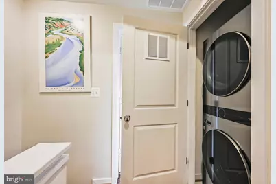 311 I Street SE, Washington, DC 20003 - Photo 17