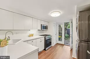 1239 30th St NW, Washington, DC 20007 - Photo 5