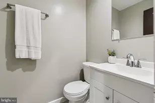 406 15th St SE, Washington, DC 20003 - Photo 13