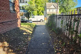 1126 48th Pl NE, Washington, DC 20019 - Photo 5