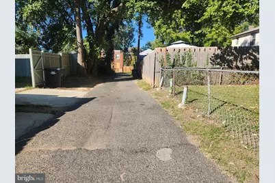 1126 48th Place NE, Washington, DC 20019 - Photo 7