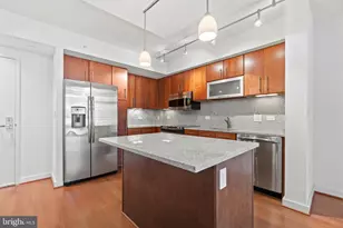 1025 1st St SE, Washington, DC 20003 - Photo 3