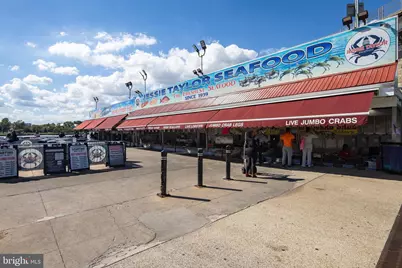 525 Water Street SW #404, Washington, DC 20024 - Photo 55