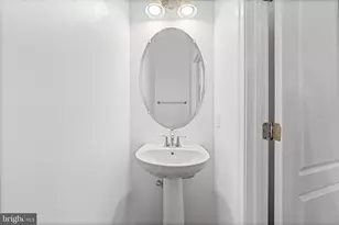 3611 Grant Pl NE, Washington, DC 20019 - Photo 13