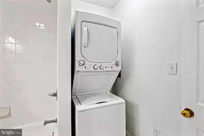 817 T Street NW #B, Washington, DC 20001 - Photo 9