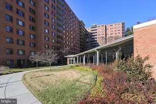 4201 Cathedral Ave NW, Washington, DC 20016 - Photo 33