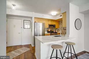 1000 New Jersey Ave SE, Washington, DC 20003 - Photo 9