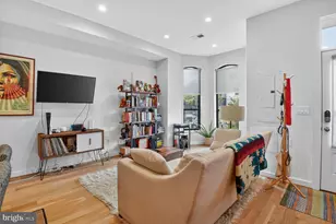 1719 6th St NW, Washington, DC 20001 - Photo 5