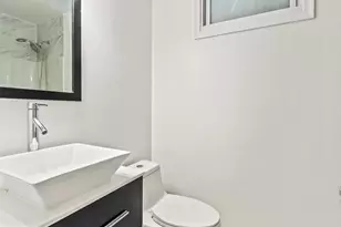 1260 16th St NE, Washington, DC 20002 - Photo 9