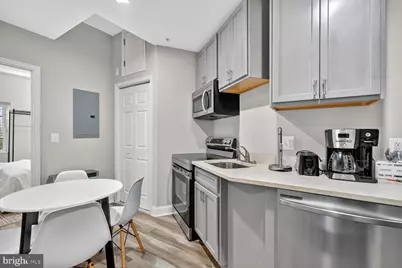 133 7th Street SE #3, Washington, DC 20003 - Photo 7