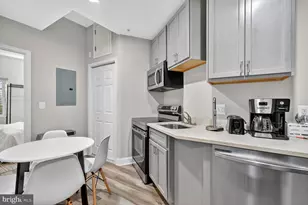 133 7th St SE, Washington, DC 20003 - Photo 7