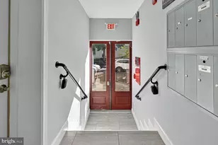133 7th St SE, Washington, DC 20003 - Photo 3