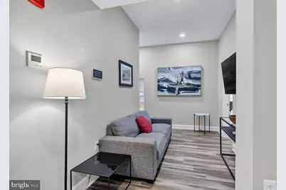 133 7th Street SE #3, Washington, DC 20003 - Photo 9