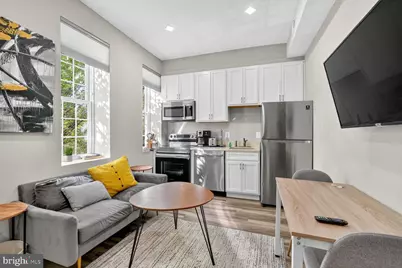 133 7th Street SE #10, Washington, DC 20003 - Photo 7