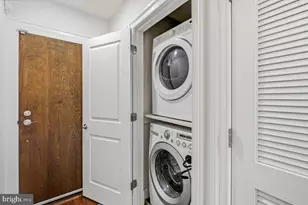 321 18th St SE, Washington, DC 20003 - Photo 25