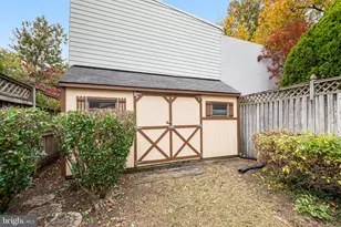 351 11th St SE, Washington, DC 20003 - Photo 23