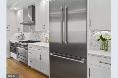 910 8th Street NE, Washington, DC 20002 - Photo 11